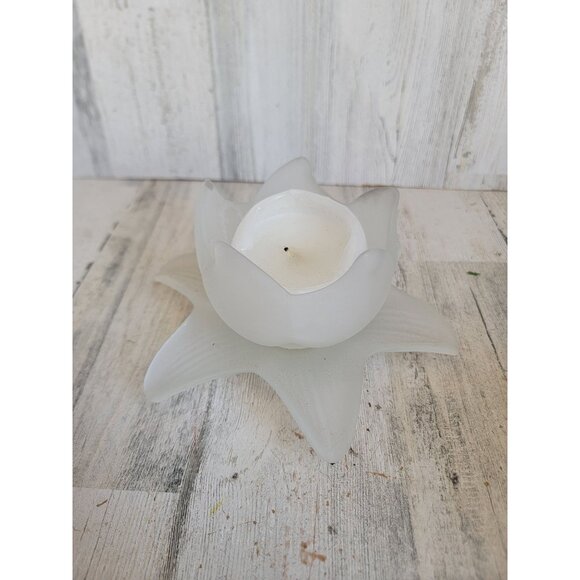 Vintage‎ frosted glass flower candle holder Unique home decor - Picture 1 of 9